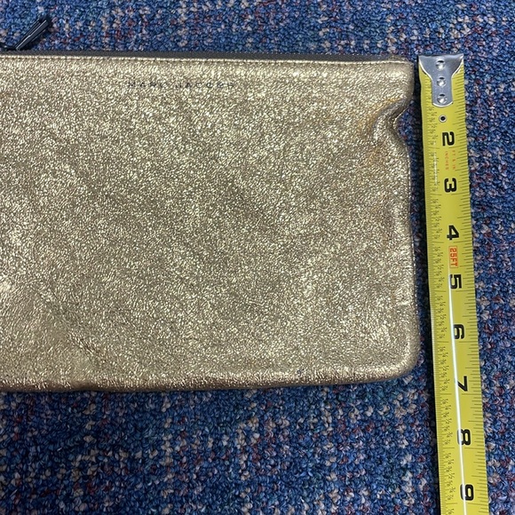 Preloved Marc Jacobs Neiman Marcus for target gold clutch - Picture 15 of 17